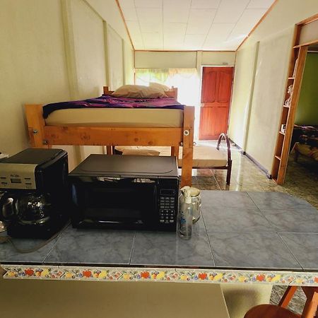 Hospedajes Richie Eco Camp Providencia Exterior foto